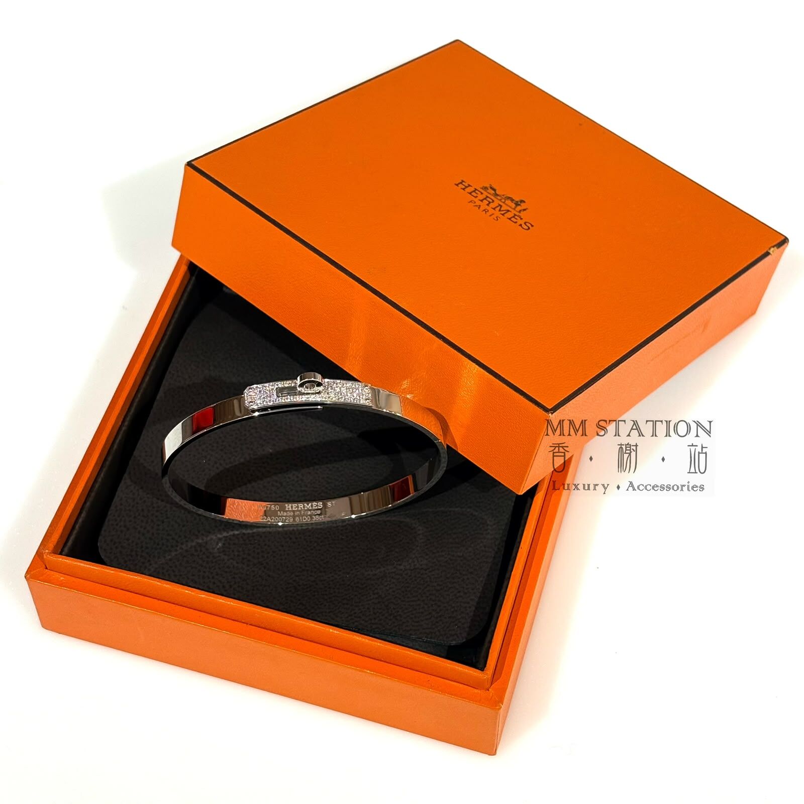 全新Hermes手鐲 ST碼 (0.36ct) 61顆鑽石 750 18K白金/半鑽 Kelly Bracelet  H214462B #BRAND NEW #香榭站正品