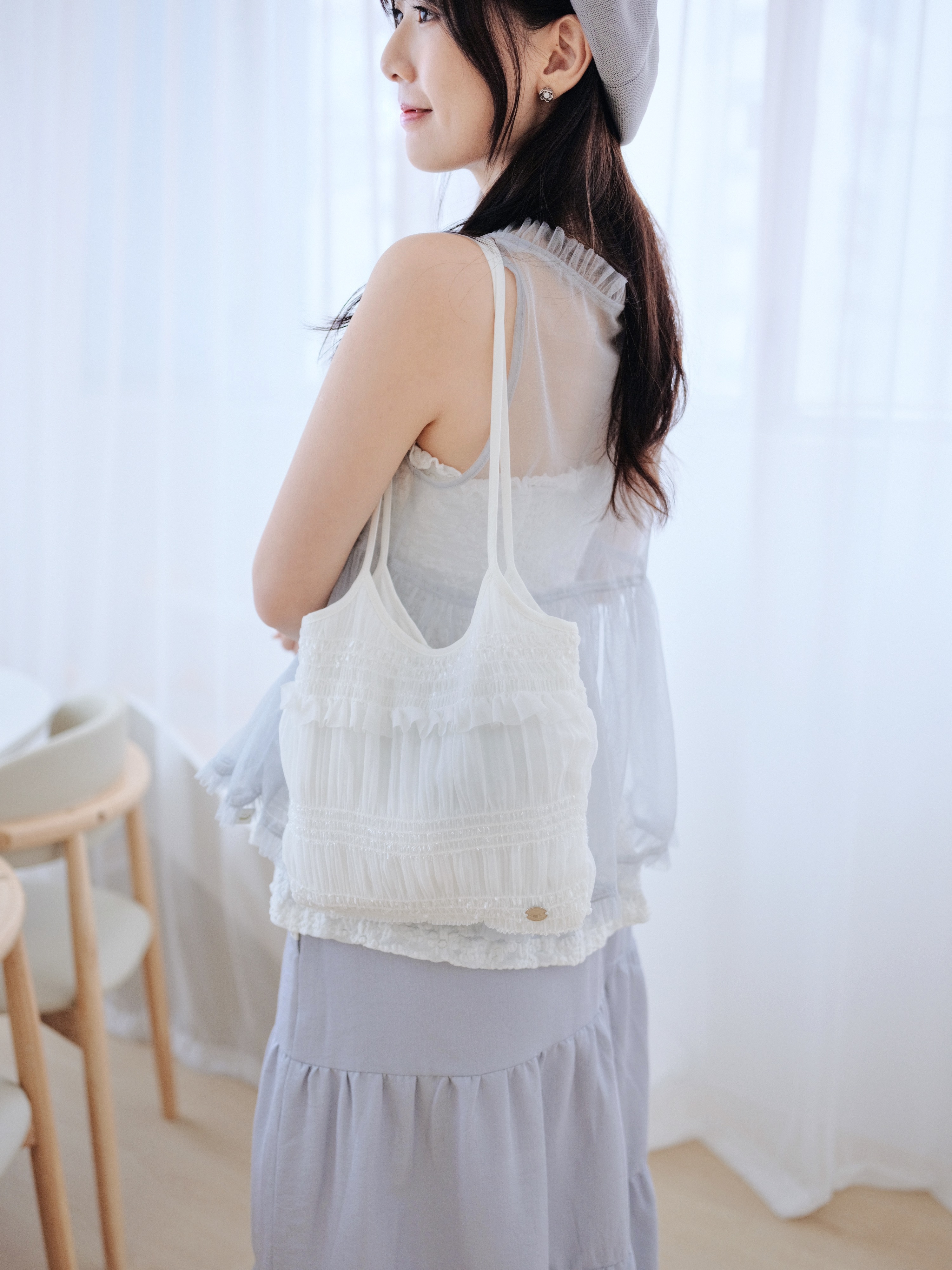 白色 / 法式微閃壓褶小單肩包 / Chic Shimmer Shirred Shoulder Bag