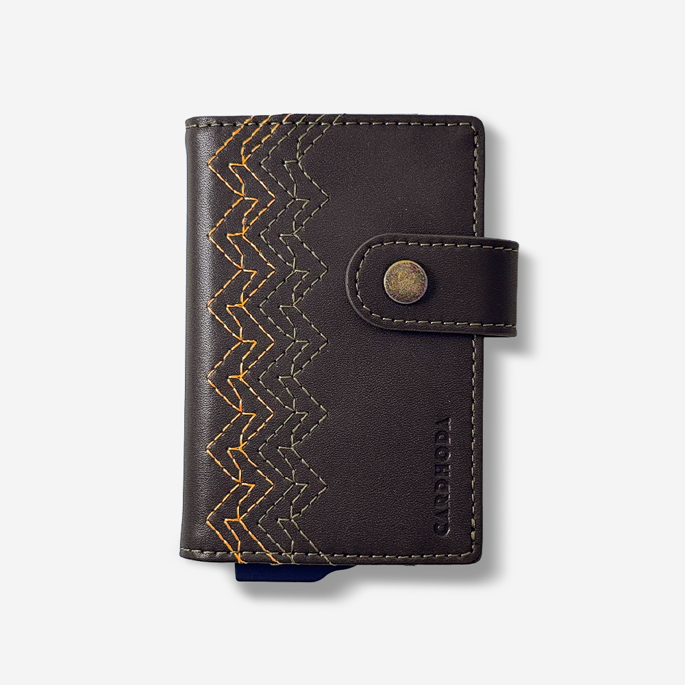 CARDHODA 刺繡扣式 RFID 防盜刷錢包 (2026 馬年限定版)