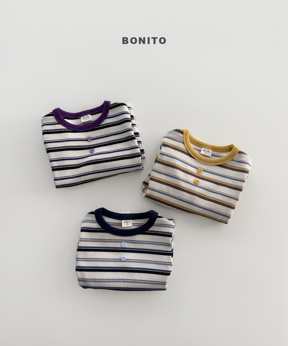 Bonito 條紋愛心釦 tee / 3色