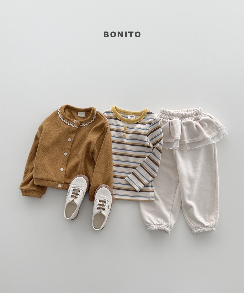 Bonito 條紋愛心釦 tee / 3色
