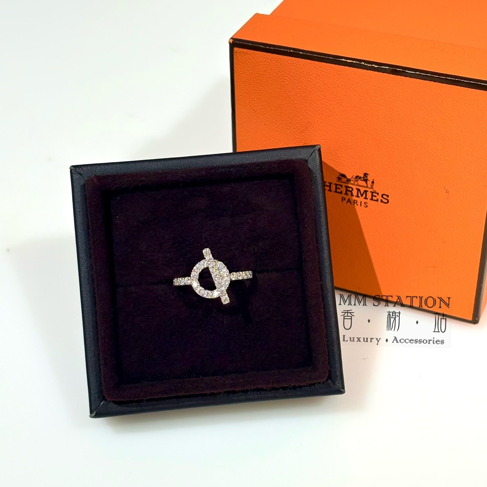 全新HERMES 小Q戒指54碼 18K白金 鑽石 H219610B #BRAND NEW #香榭站正品