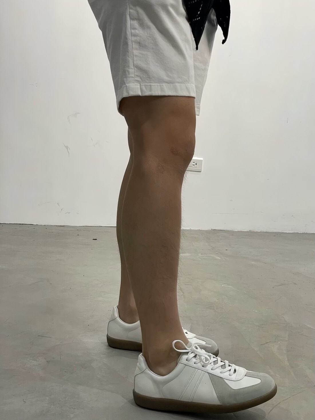德訓麂皮小白鞋