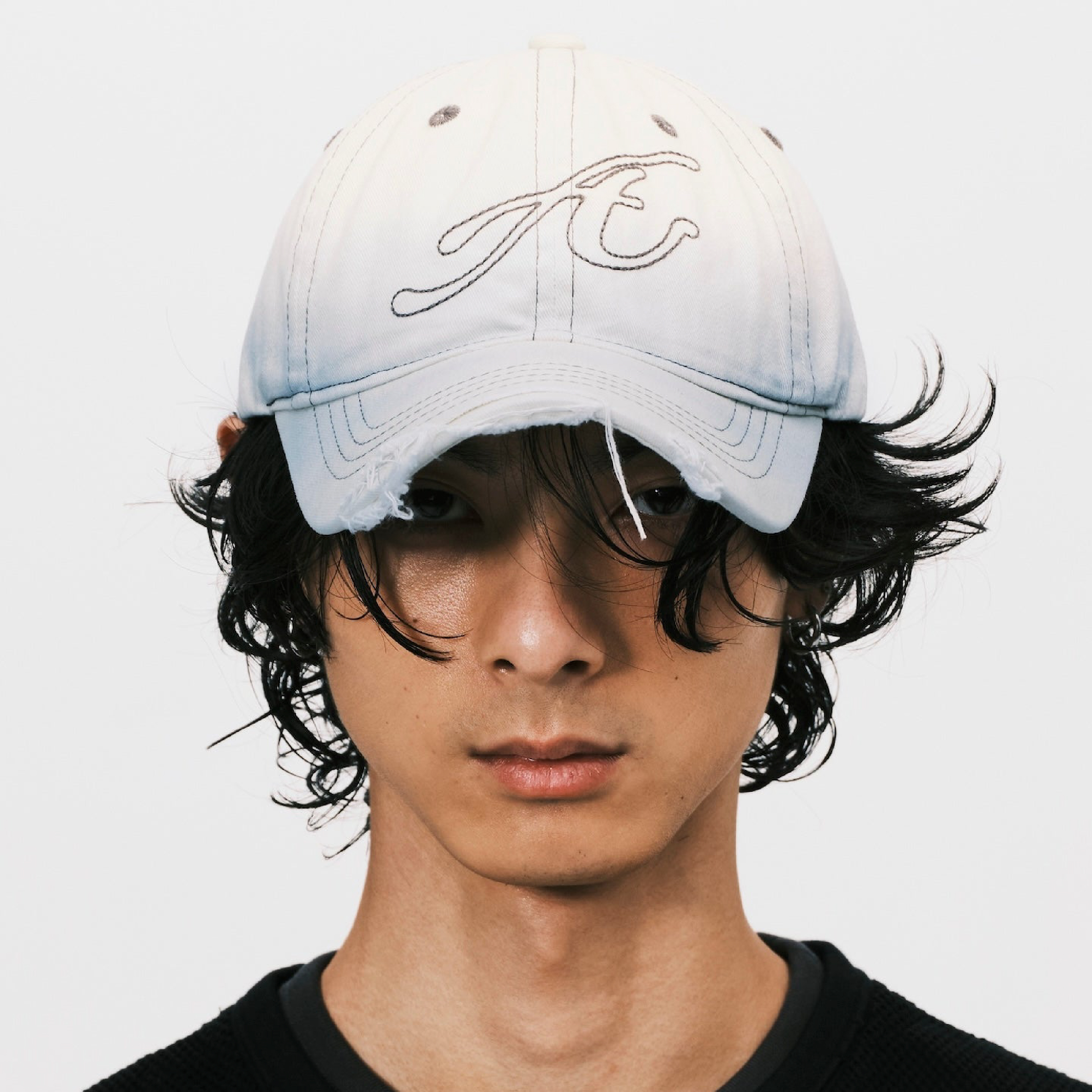 ANOWHEREMAN Raw Edge Baseball Cap - White / Blue