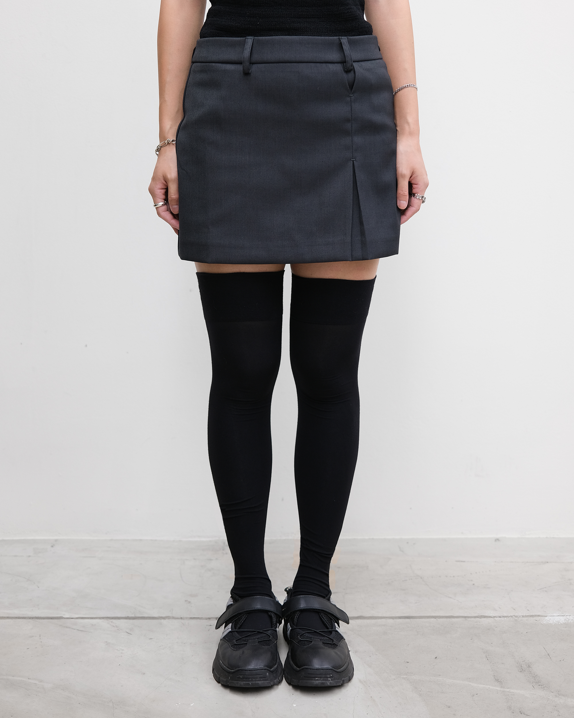 Anonymous Talking｜S26-LSK01 – Suiting Skirt