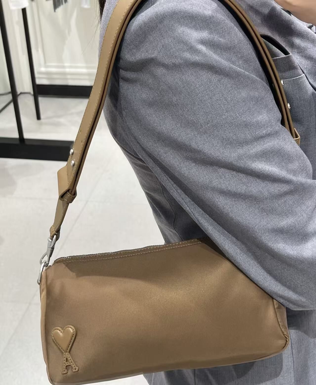 AMI155-M