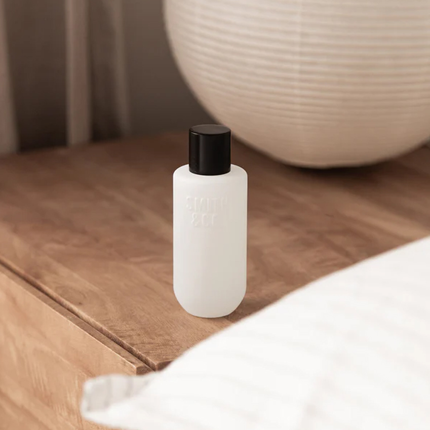 Smith & Co.｜室內噴霧 - 零陵香豆與白麝香 100ml