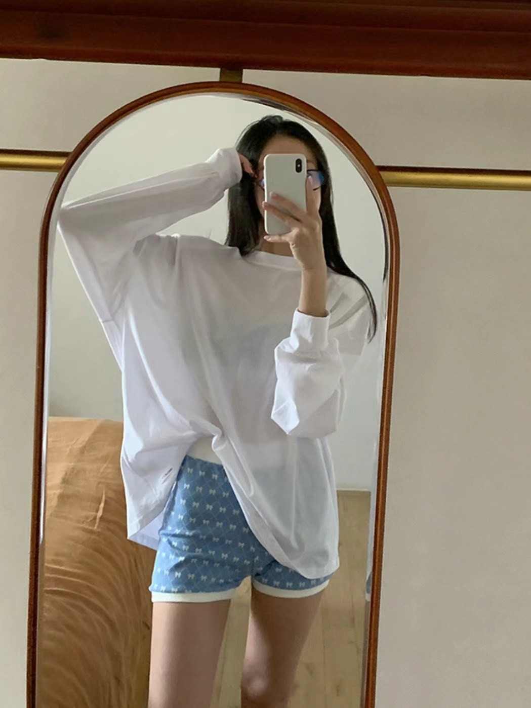 藍色蝴蝶結短褲
