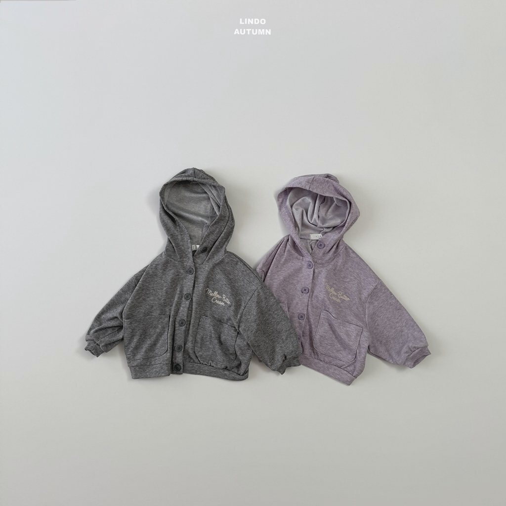 正韓秋Lindo 兩色刺繡字母連帽外套