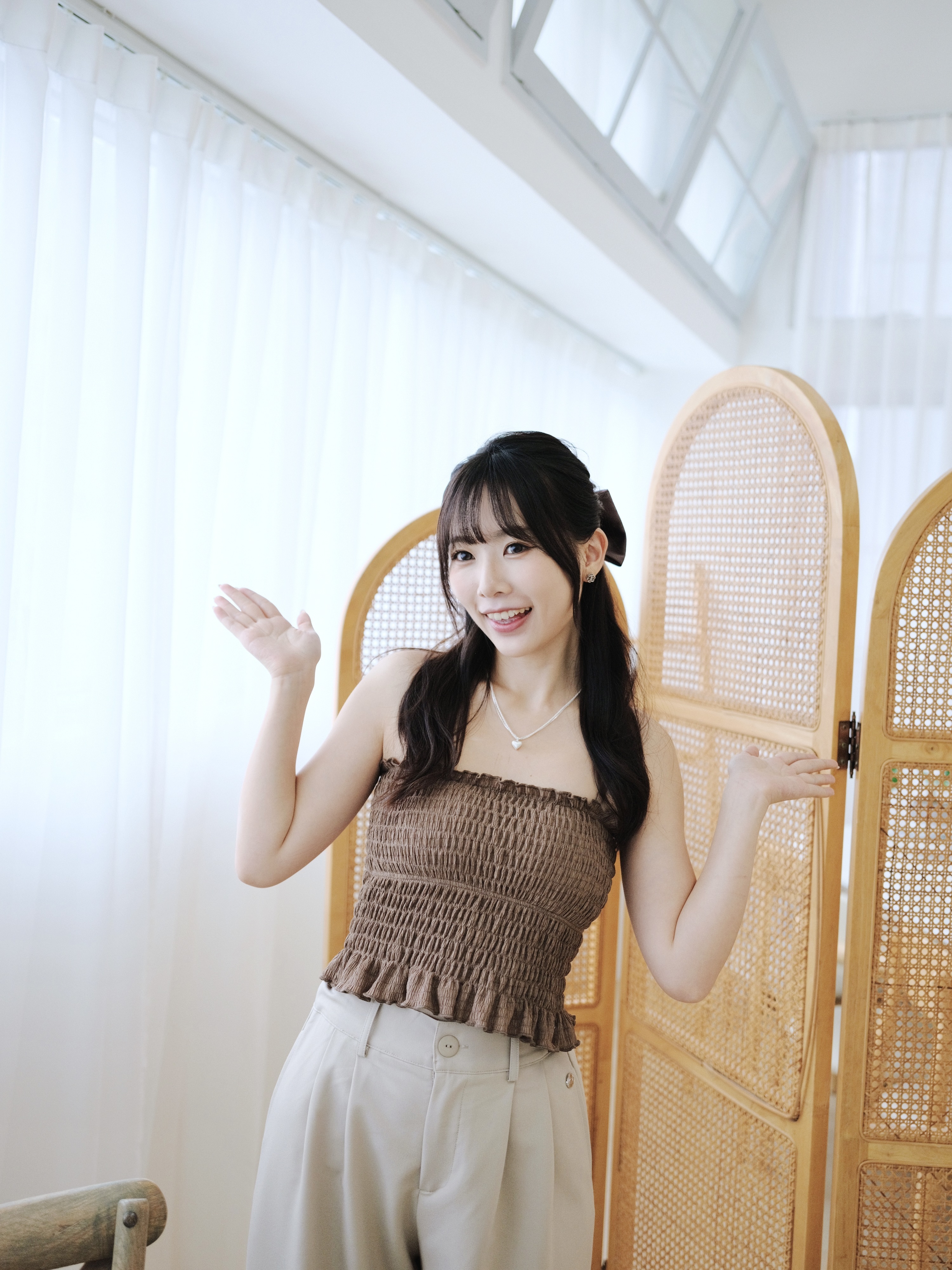 三色 / 2WAY樹紋抽皺小背心 [附胸墊] / 2-Way Crinkled Smocked Bra Top [With Bra Pads]