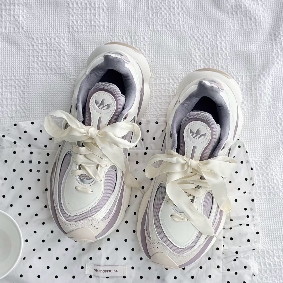 ADIDAS ORIGINALS OZVENUZ 芋泥紫 緞帶 月亮小吊飾 休閒鞋 厚底增高 女鞋 LA3791