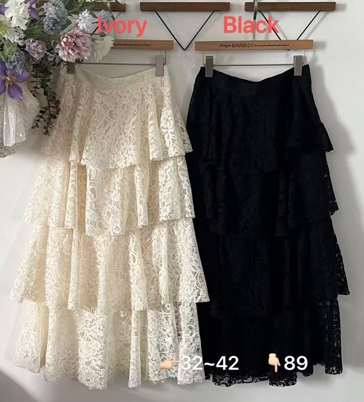MC12  橡根LACE裙 腰25-32 HIP41    長35 $499