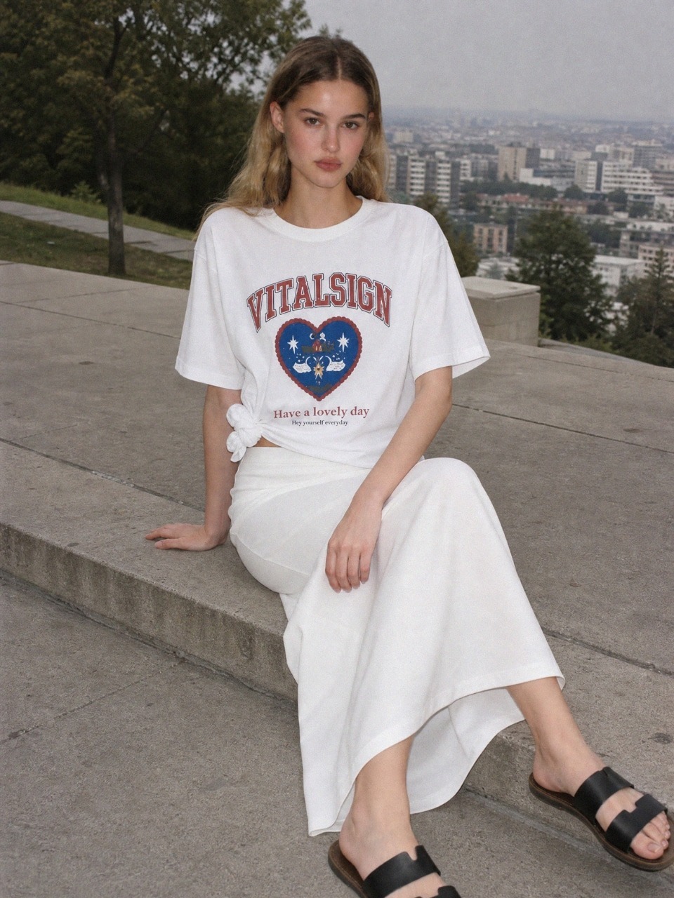 VITALSIGN Lovely Day Heart T-Shirt