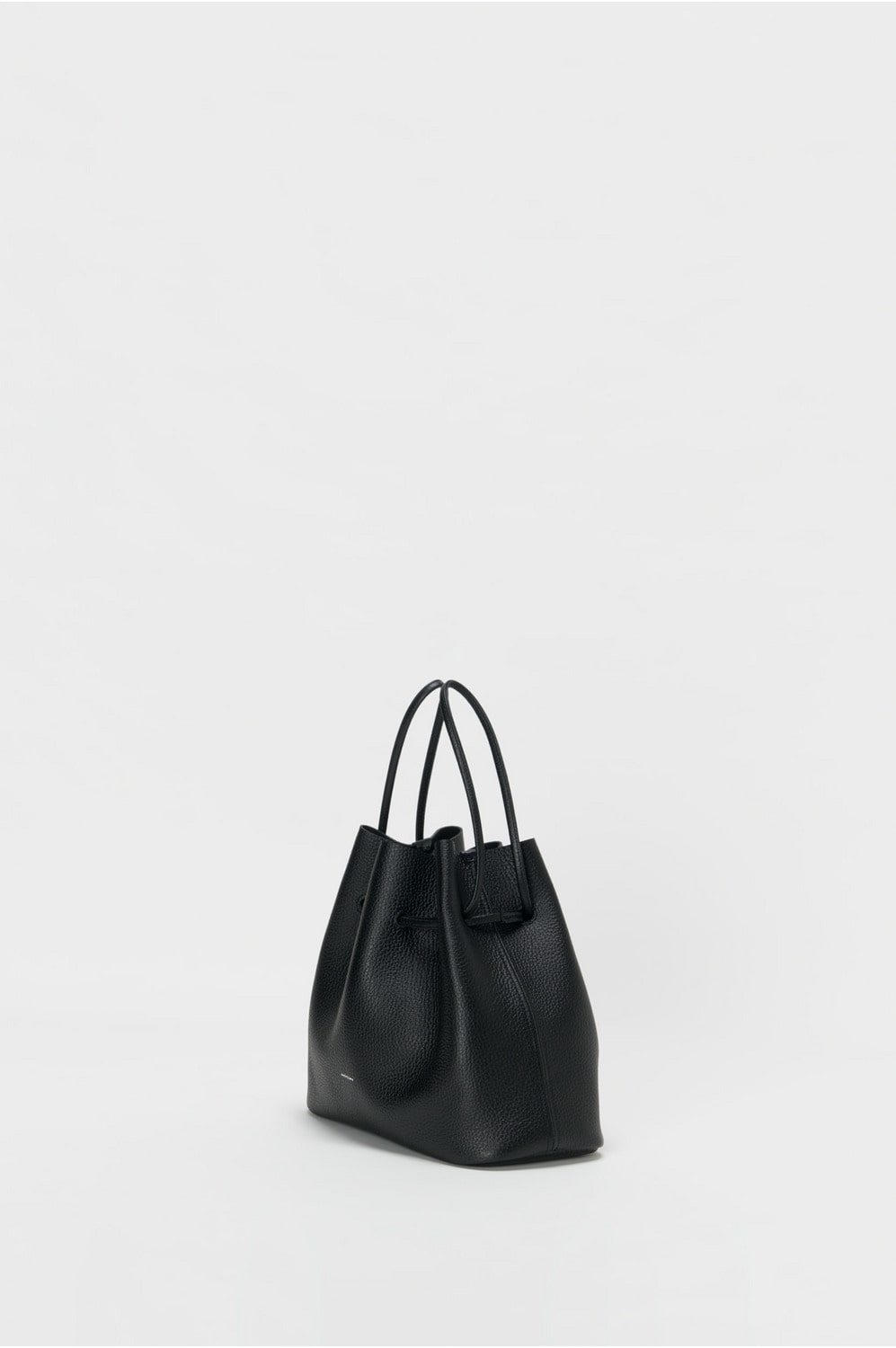 『日本連線中』2026SS Hender Scheme module bucket bag 皮革 牛皮 手提包 腋下包