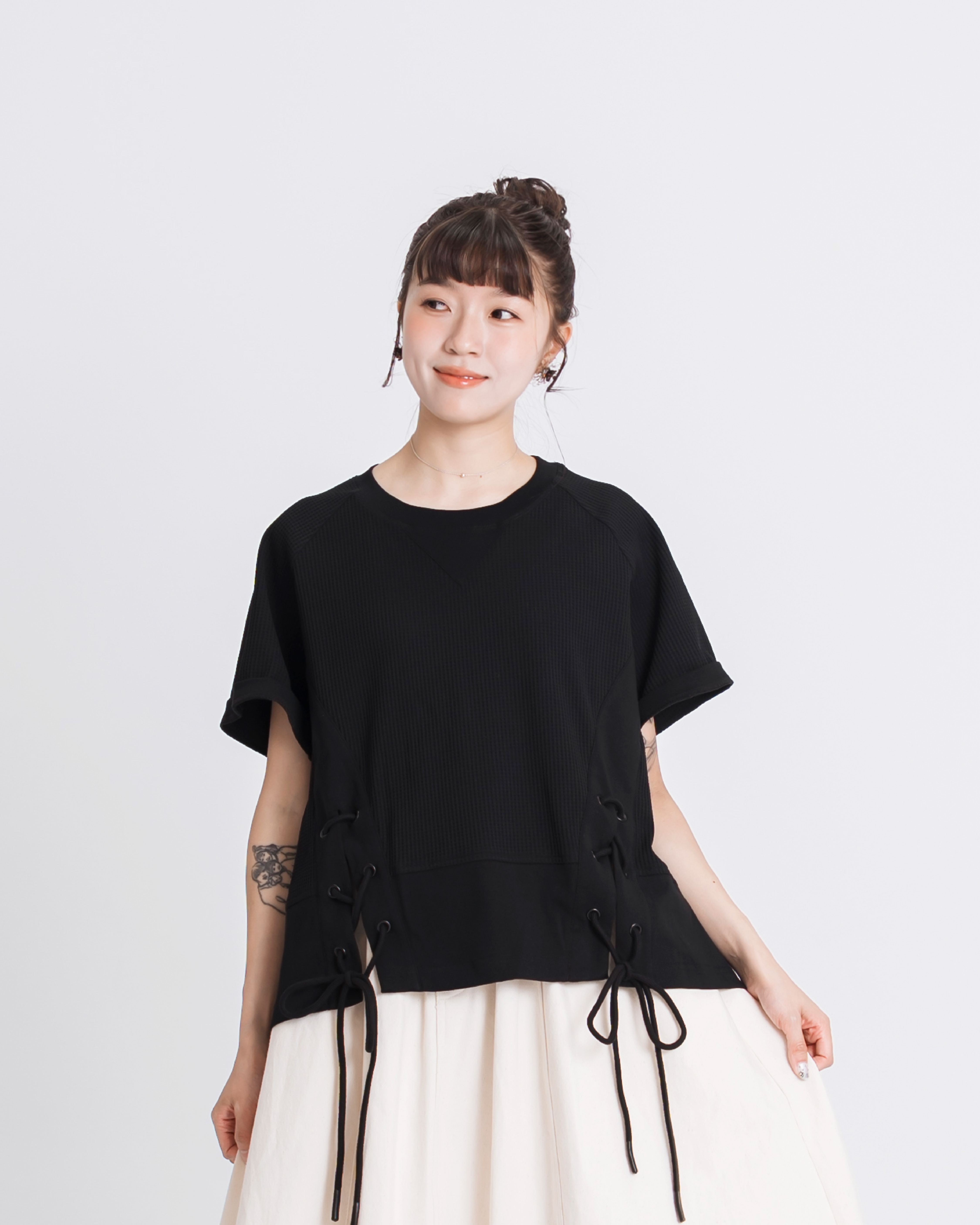 【 Kiki.co made 】Waffle Ballet-Lace Patchwork Tee - Black