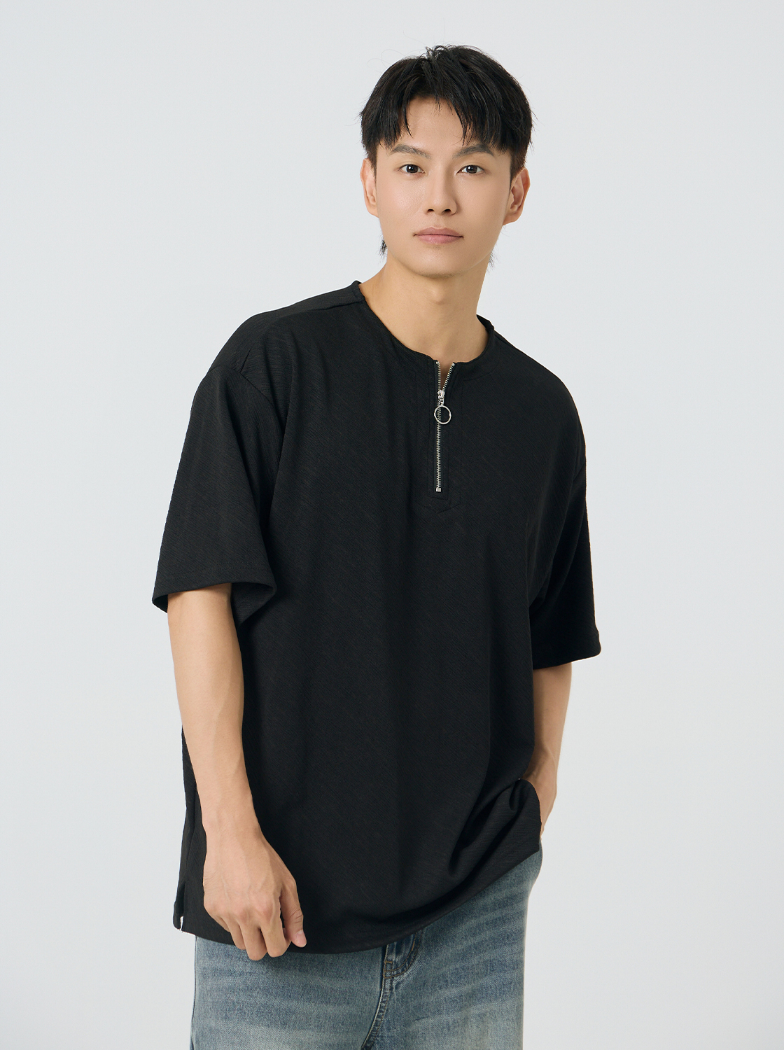 肌理感開拉鍊短TEE