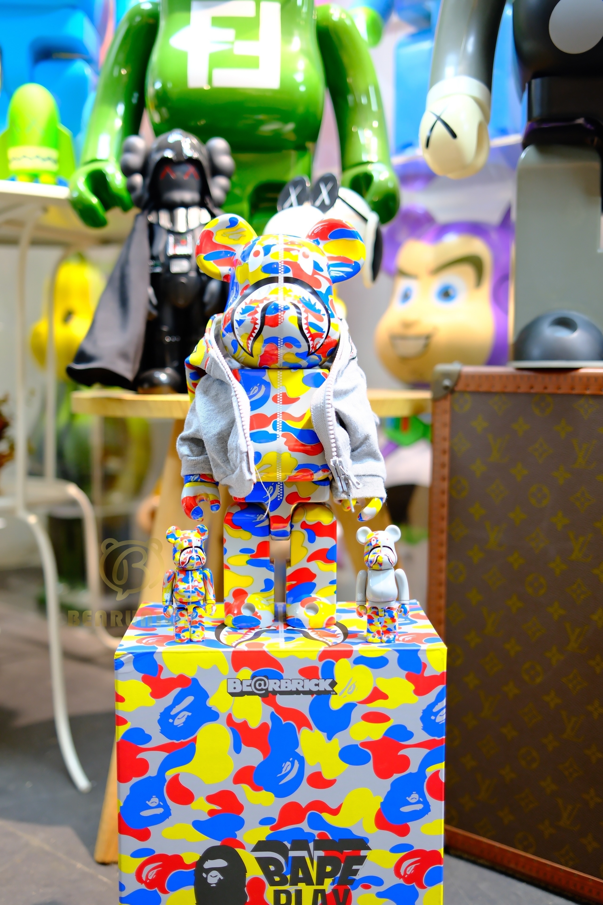 🥇現貨🥇Bearbrick BAPE CAMO SHARKMCT 30th ANNIV 400% 100% 3 PCS SET