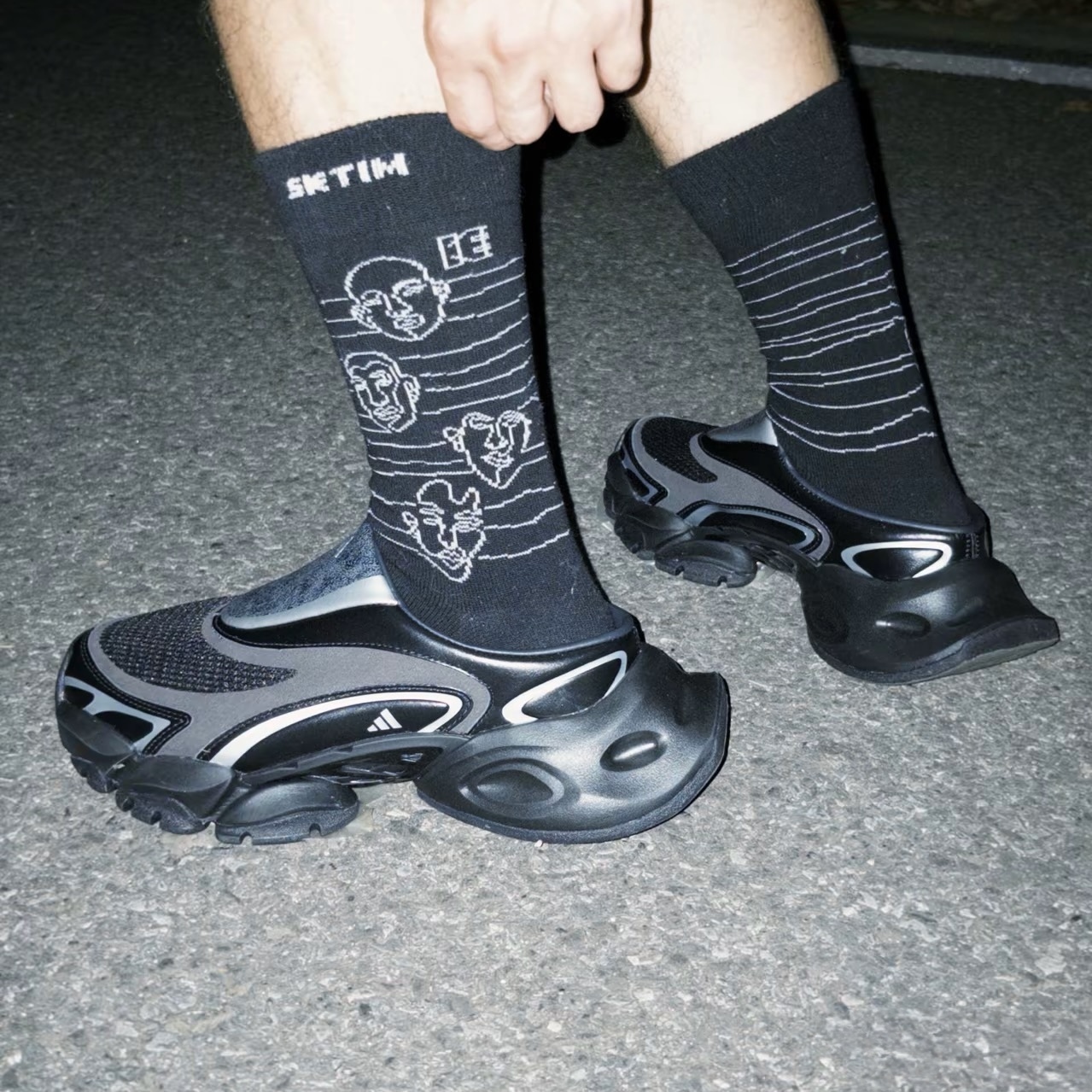 ADIDAS XLG RUNNER MULE 黑銀 霧黑 穆勒 拖鞋 休閒 中性 KJ9047