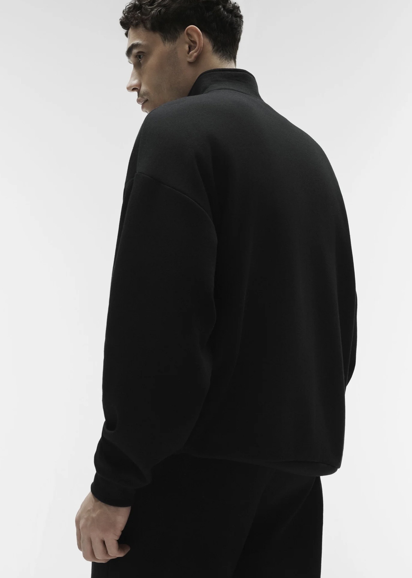 【2色入】Alo Yoga Accolade 1/4 Zip Pullover 衛衣⁠ (Core Colour)