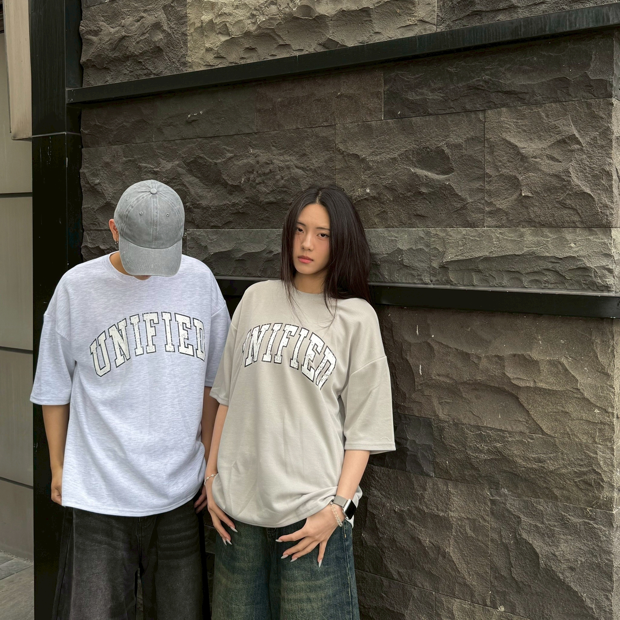 『RB』經典弧形英文短T