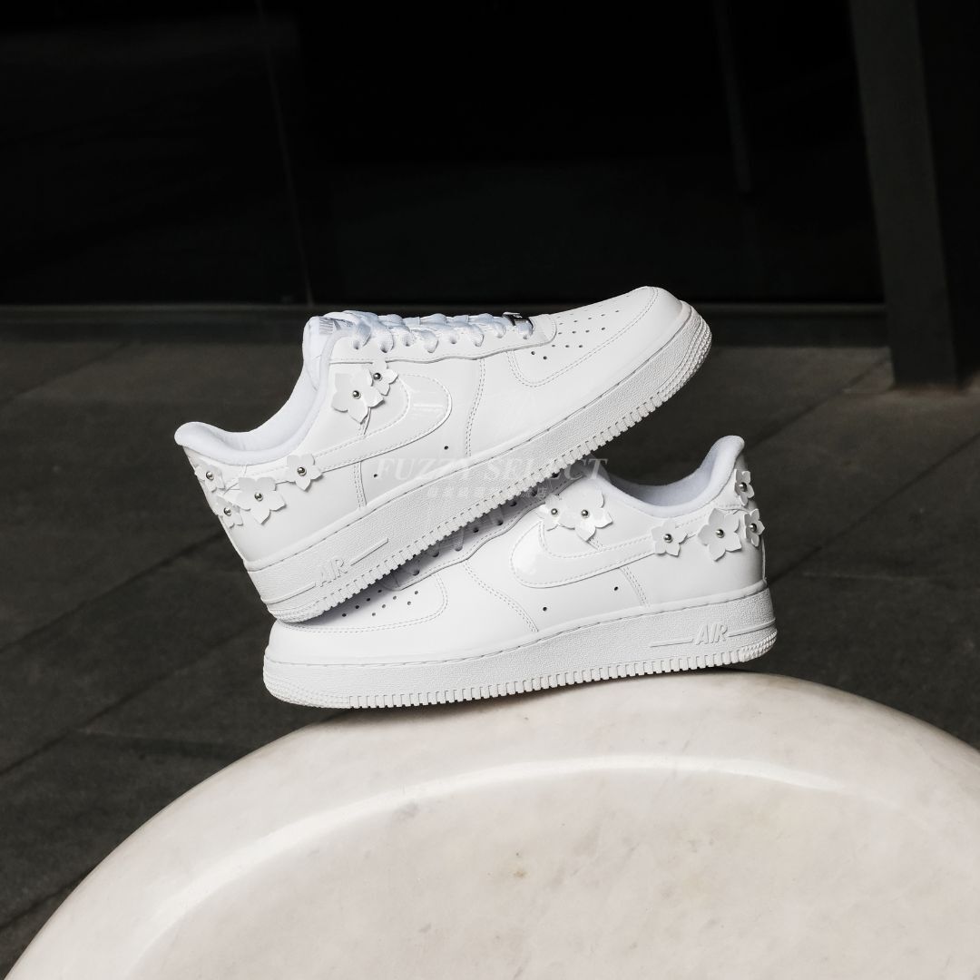 【逢甲 FUZZY】W Nike Air Force 1 "Florette" 小花 全白 IR8637-100 蜜桃 IR8637-600