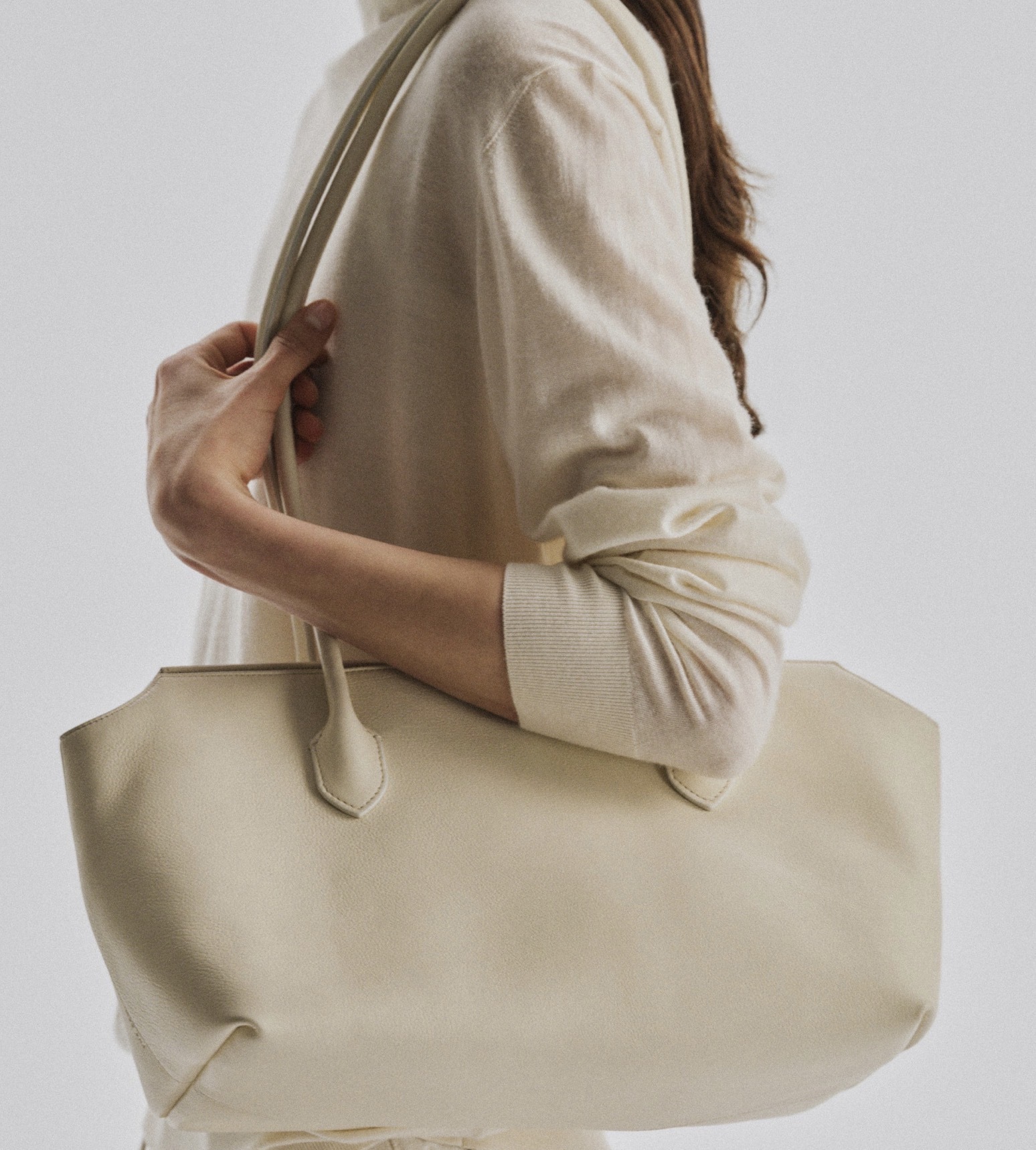 The Row Terrasse Bag Ivory 象牙白頂級小牛皮單肩包
