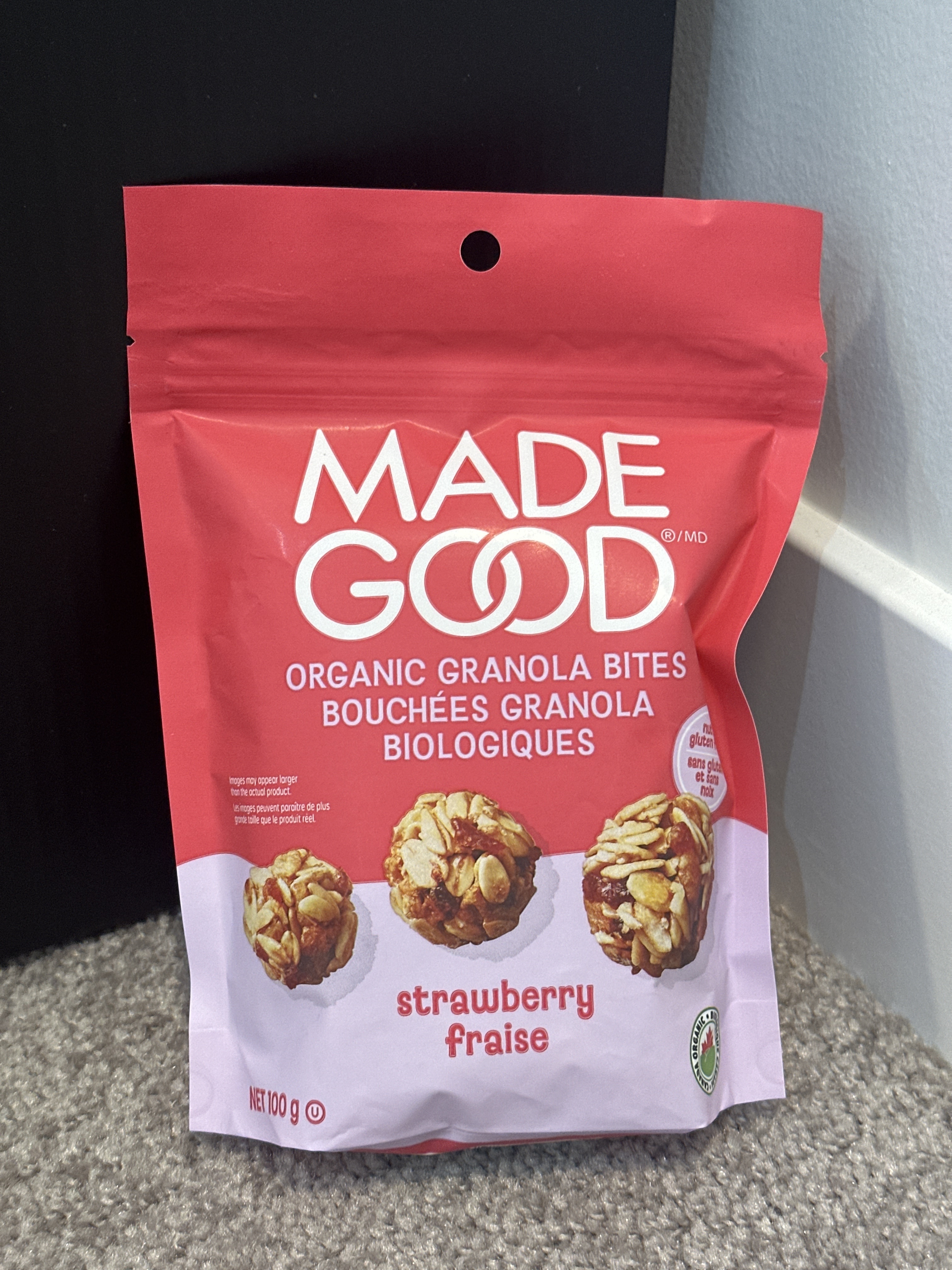 US09 MadeGood 小紅莓楓糖味燕麥波波 Organic Granola Bites Cranberry Maple 100g x2包  **到期日: 約 2027/04