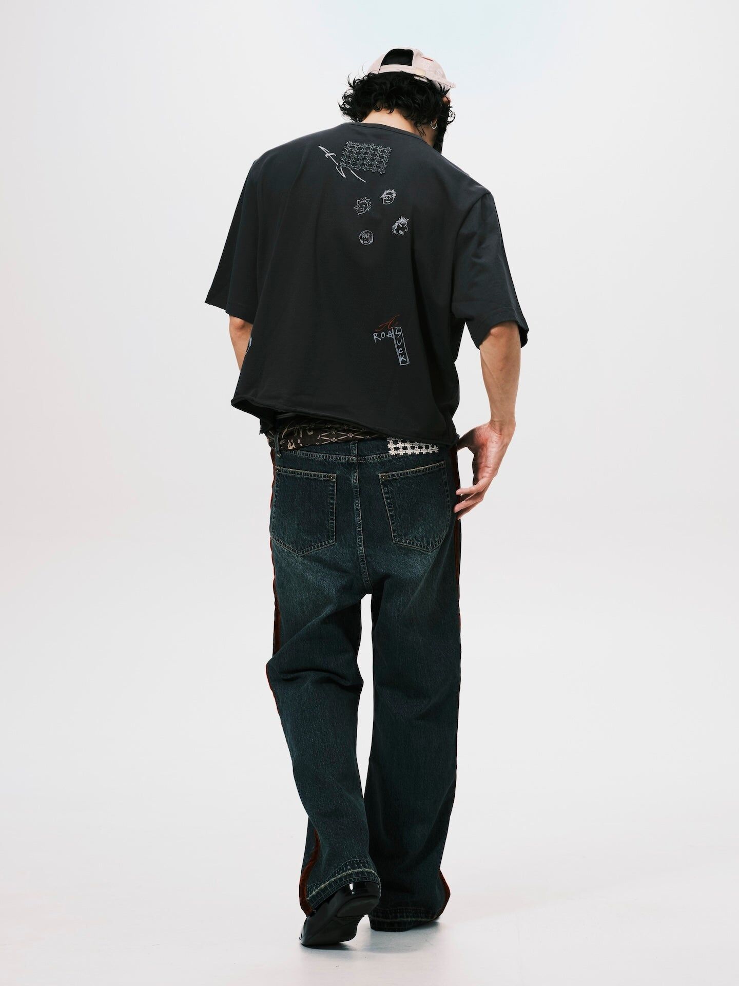 ANOWHEREMAN｜Washed Sketch Cropped Tee (Black)
