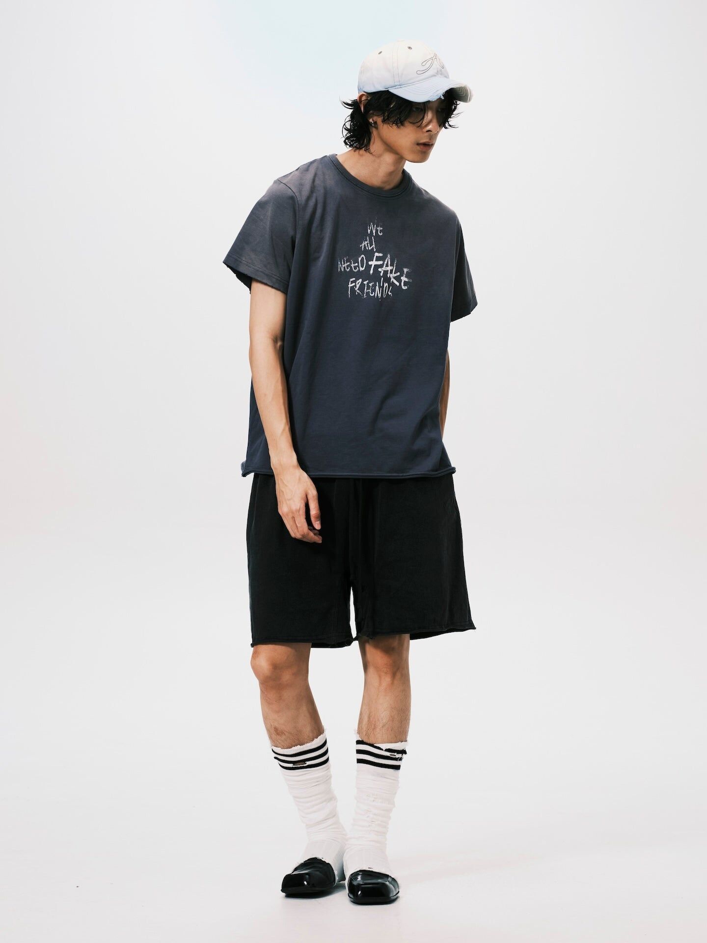 ANOWHEREMAN｜Washed Sketch Cropped Tee (Grey)