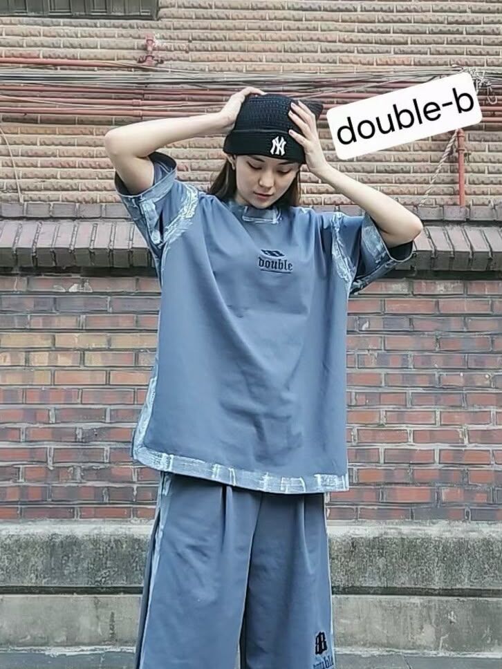 拼色英文字短袖Tee Double-B-044T