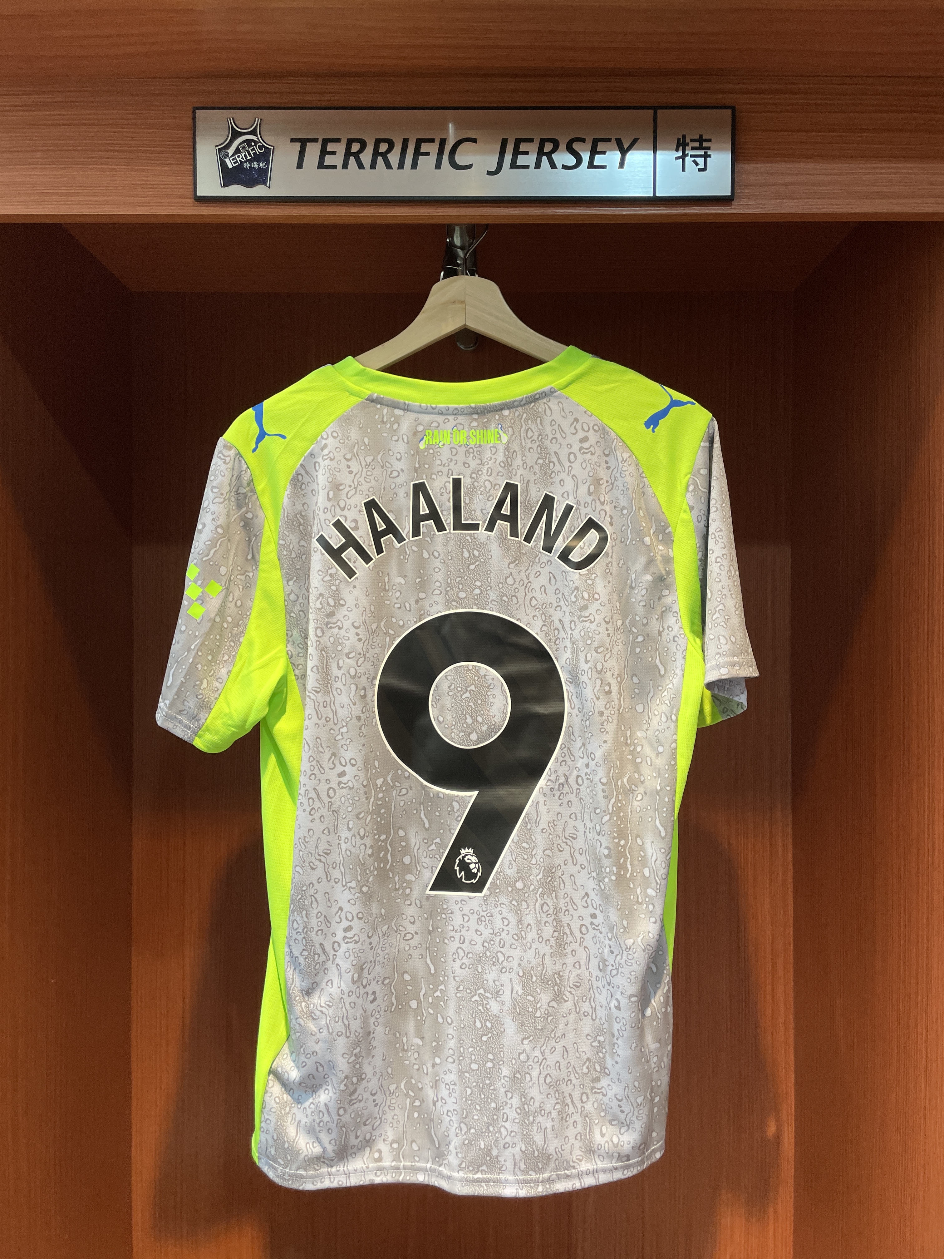 Premier League足球 Erling Haaland 曼徹斯特城 曼城 螢光綠 25-26 英超 Third Puma Replica Jersey 球迷版 燙印 全新