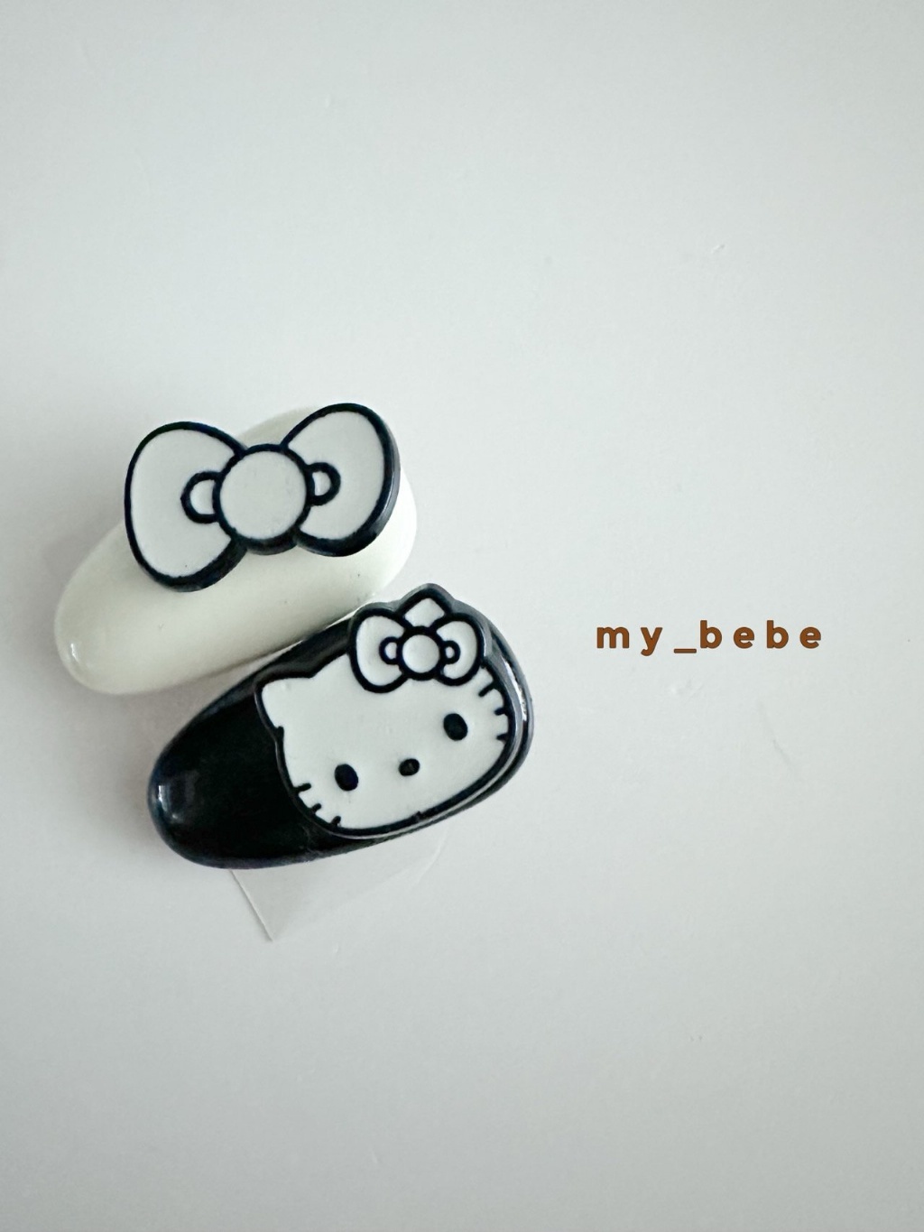 正韓秋Mybebe 黑白小貓髮夾