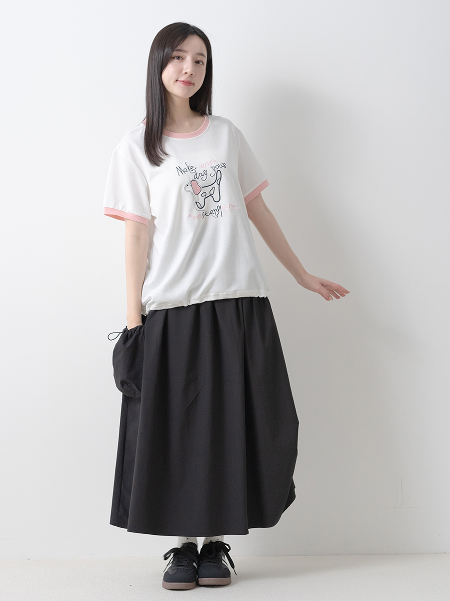 刺繡撞色抽繩上衣側抓褶工裝 A 字長裙組合