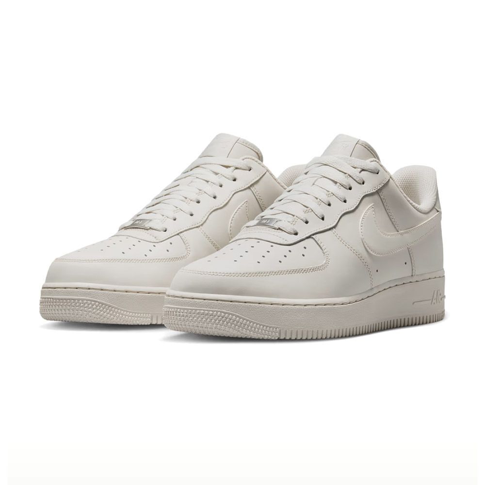 NIKE 休閒鞋 Air Force 1'07 骨白色 AF1 男 IH1698-003