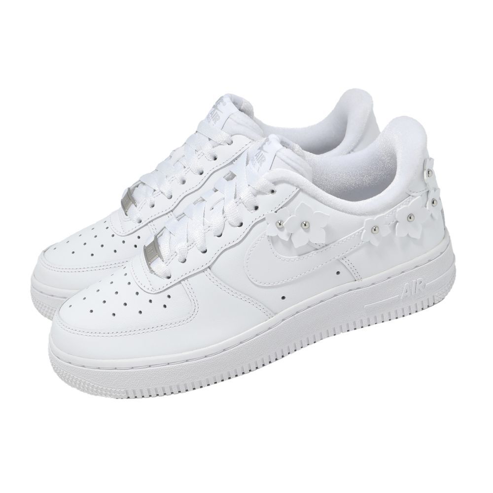 NIKE 休閒鞋 AIR FORCE 1 07 白色 立體花朵 皮革 復古 女 IR8637-100