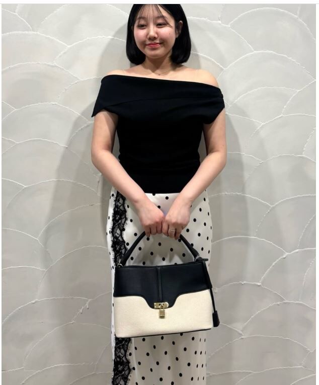 [現貨]折扣SNIDEL不對稱設計針織上衣  黑
