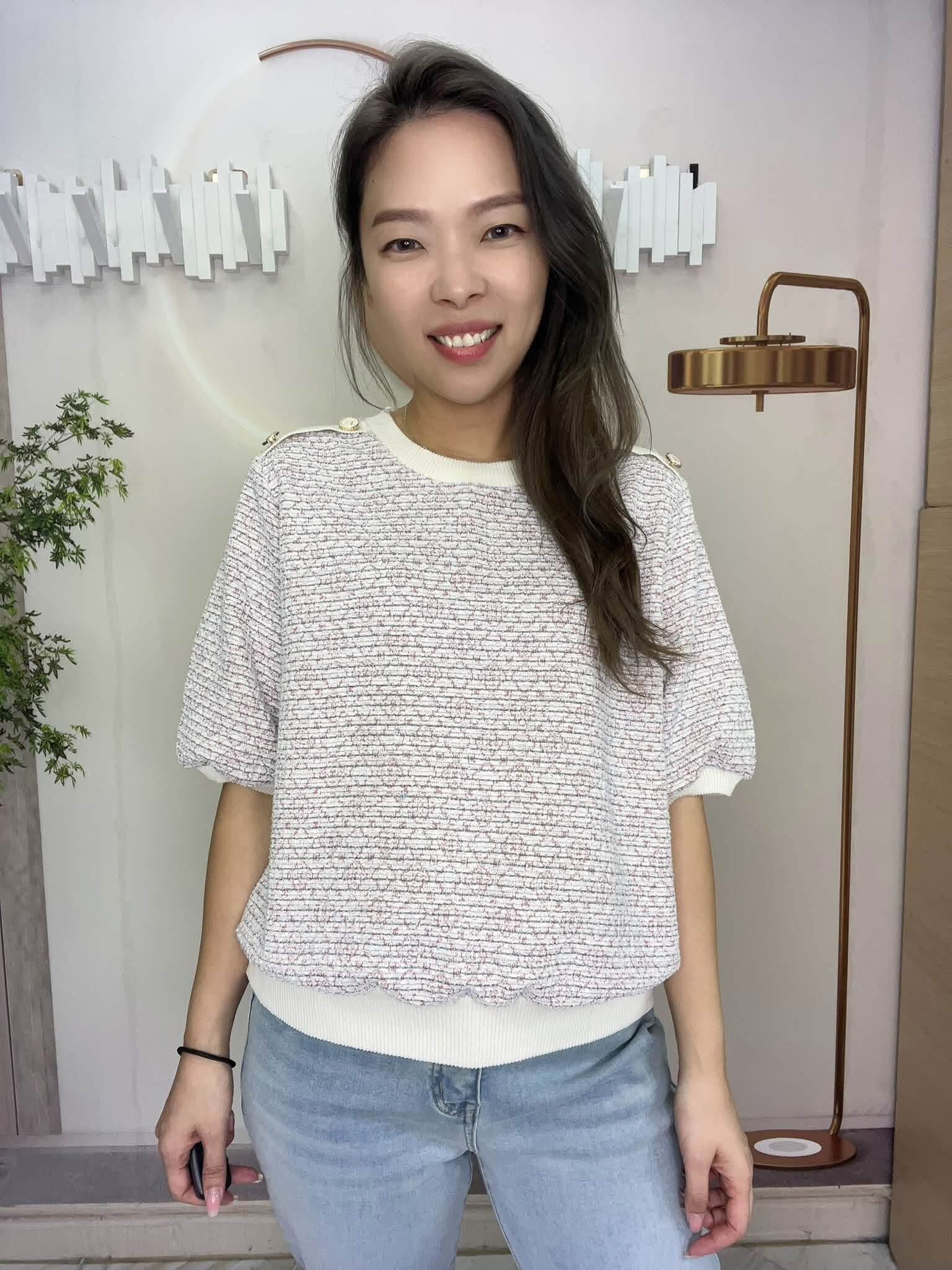 ye牌子小香風拼色top~184K