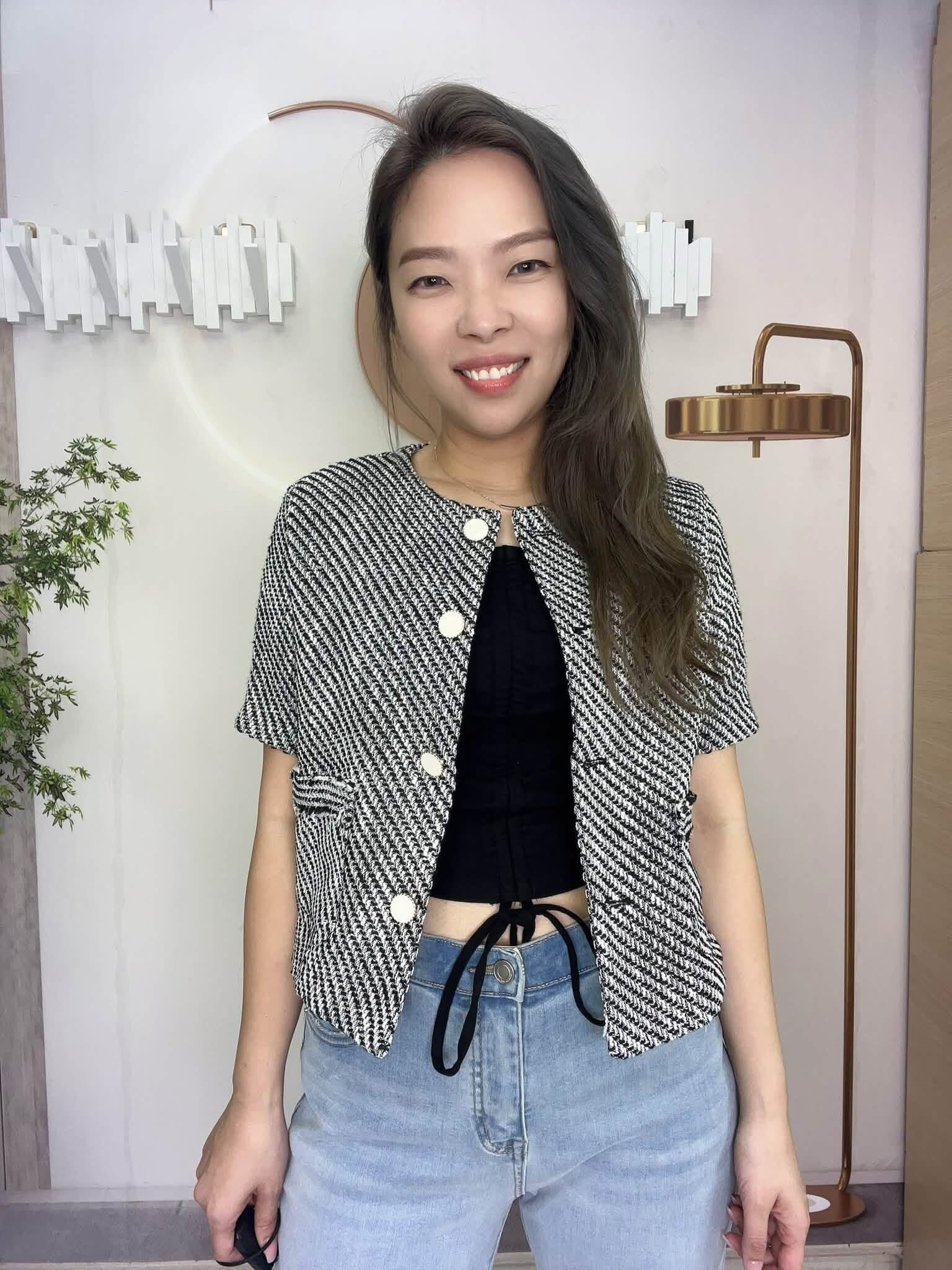 it 牌子小香風外套~184T