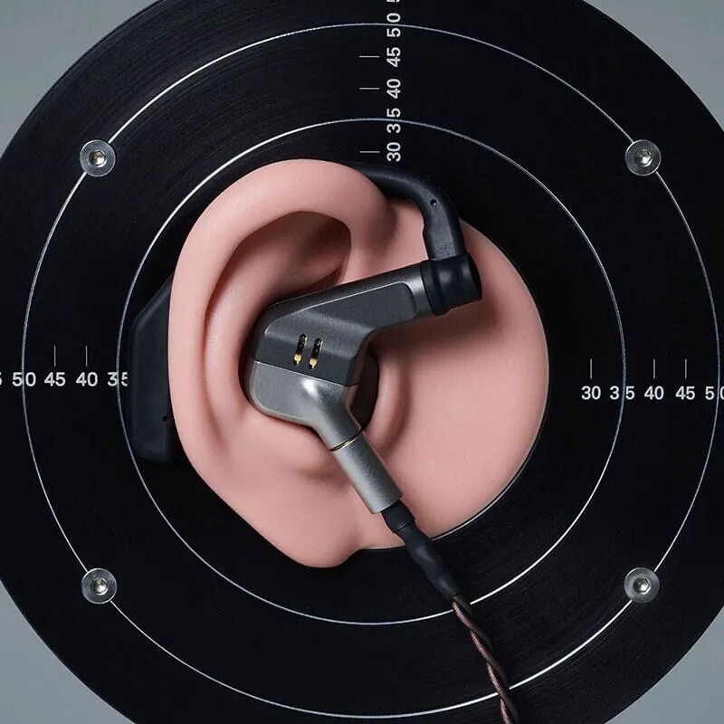 Brise Audio - IBUKI flagship earphone