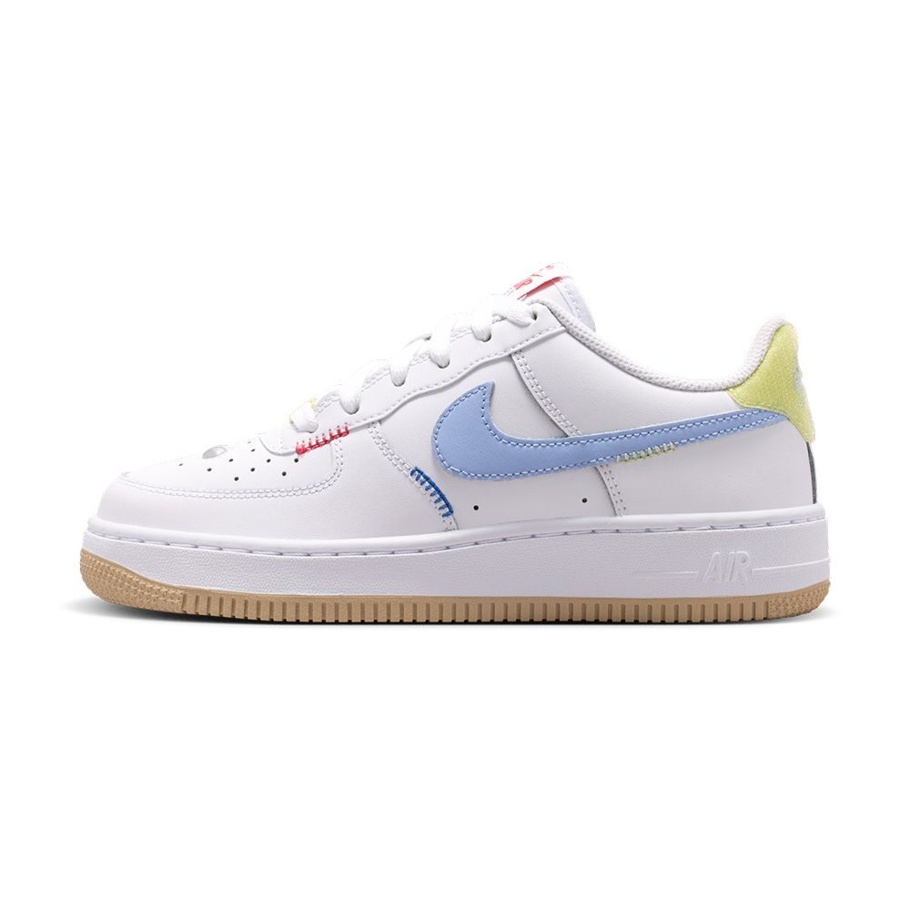NIKE 休閒鞋 AIR FORCE 1 LV8 GS 白藍黃 洞洞眼 魔鬼氈 徽章 大童 女 IW2031-141