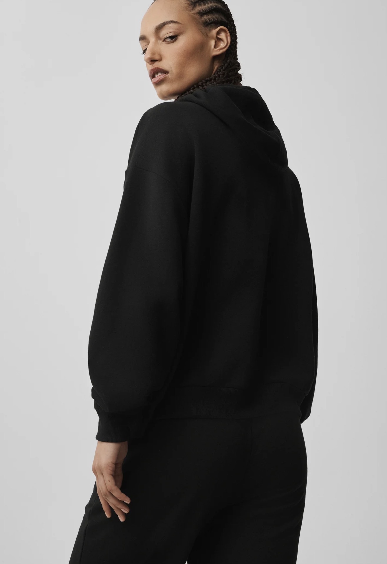 【5色入】Alo Yoga Accolade Full Zip Hoodie  拉鍊連帽衛衣外套⁠
