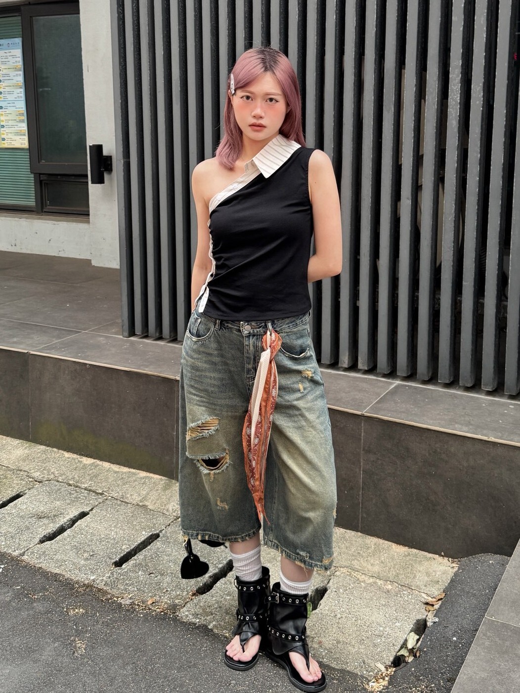 拼貼靈感 附絲巾美式刷破牛仔七分褲