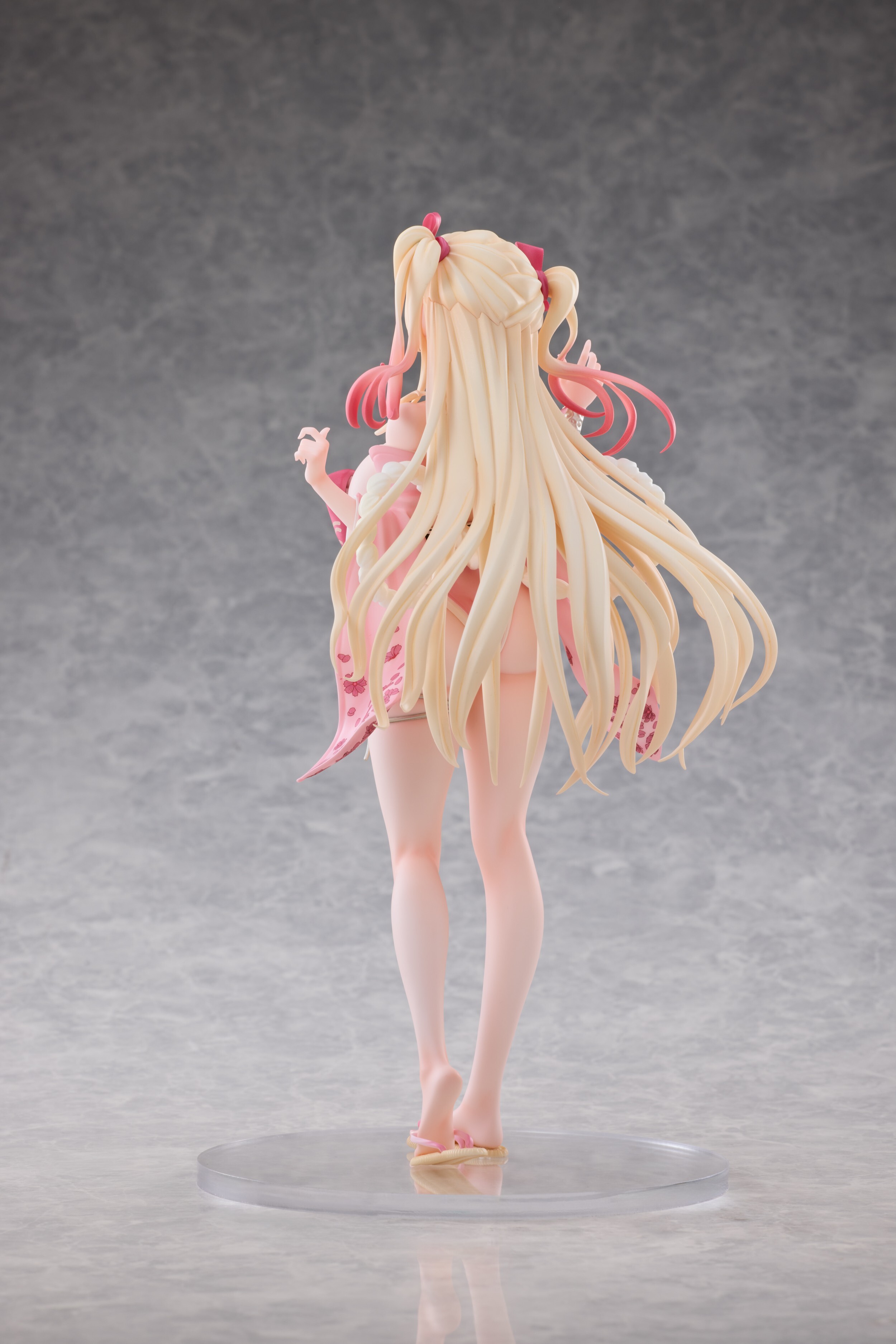 狂野旋律與服女孩坐姿 1/6 比例人偶