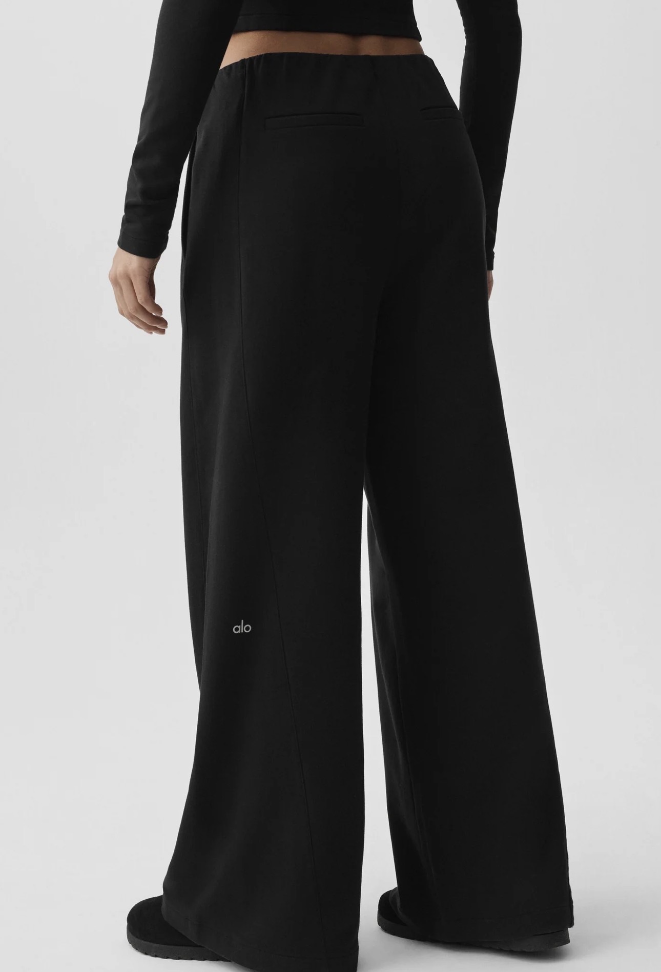 【2色入】Alo Yoga Sway Mid-Rise On The Go Pant