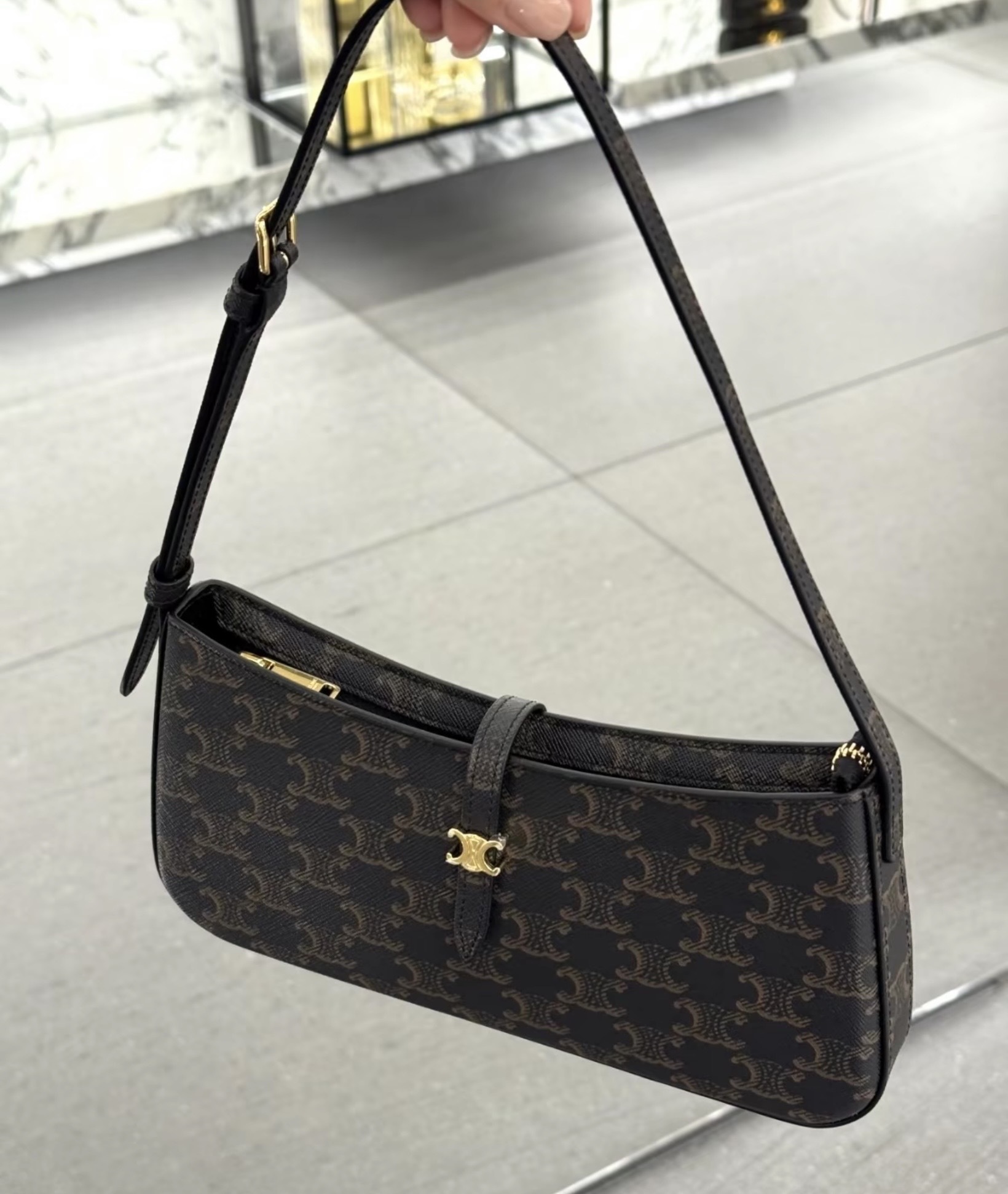Celine Tina Shoulder Bag tan 啡色