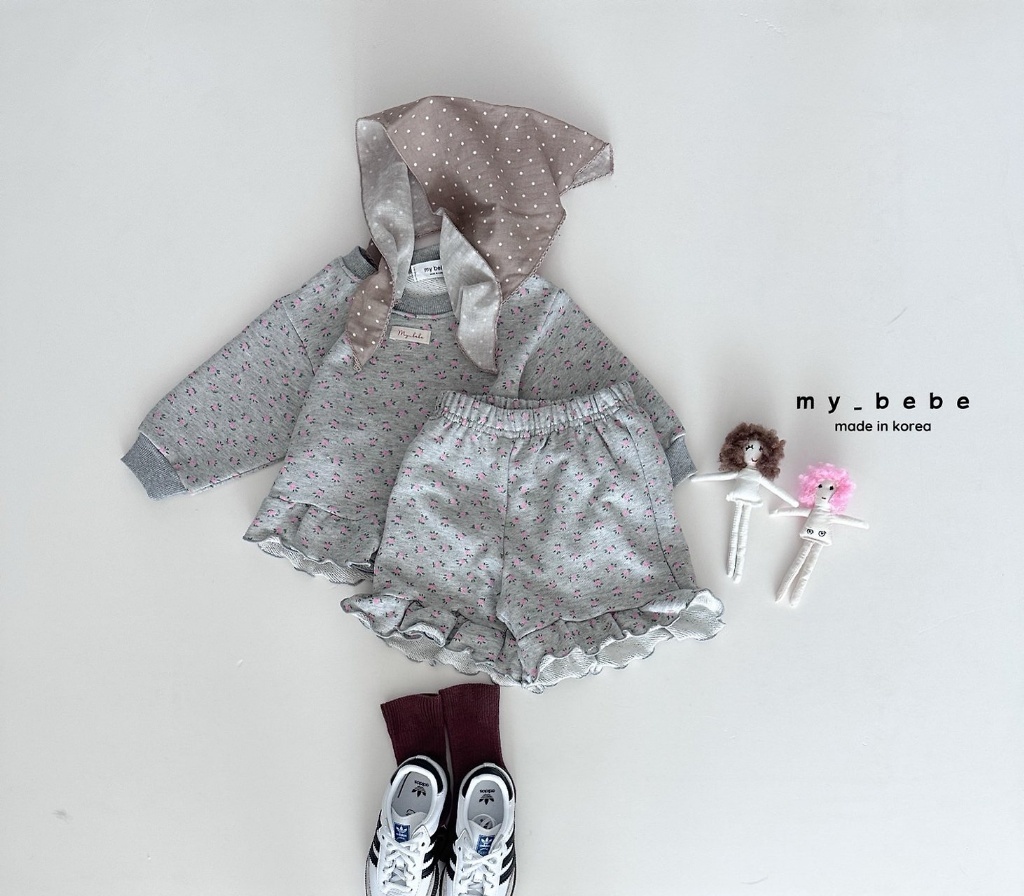 正韓秋Mybebe 點點碎花短褲套裝