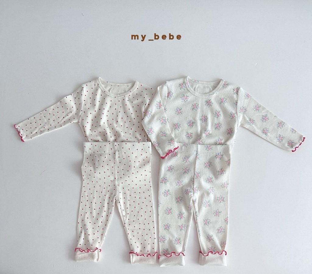 正韓秋Mybebe 愛心碎花家居套裝