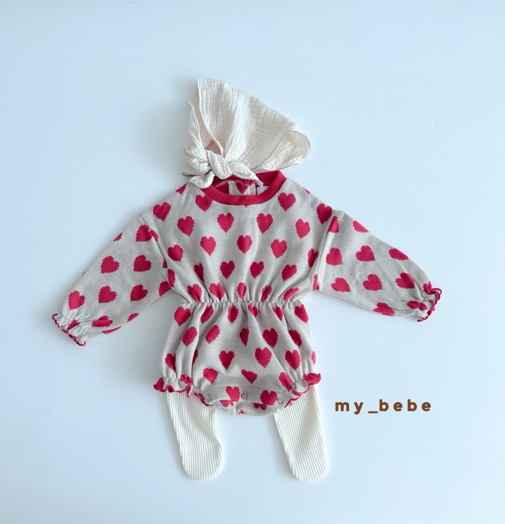 正韓秋MYBEBE 嫩嬰兩色滿滿愛心包屁衣