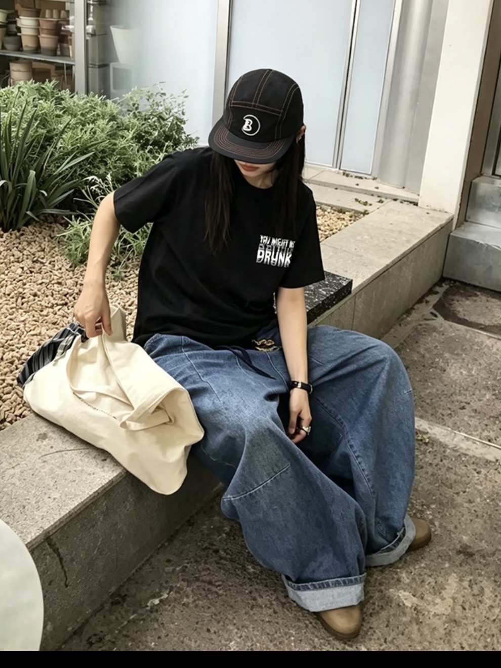 (預購) YOU MIGHT BE DRUNK 短袖😎跟愛喝酒的朋友一人一件  短T 寬鬆