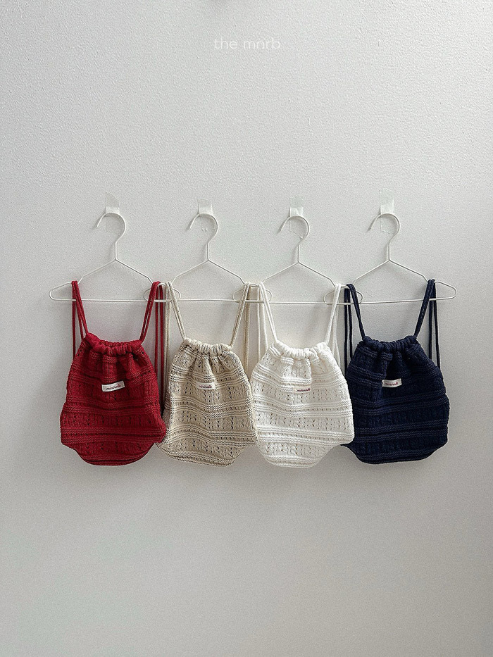 正韓秋minirobe 四色鏤空後背包